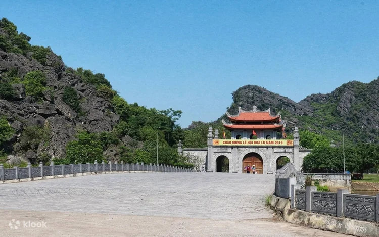 Best of Ninh Binh Day Tour Hoa Lu, Trang An, Tam Coc, Hang Mua